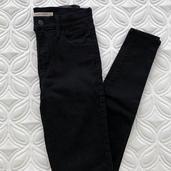 Levi’s 720 High Rise Super Skinny Women’s Jeans, Size 25, Black Denim - Picture 3 of 6